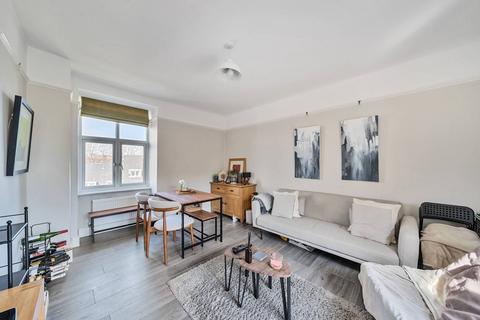 Cavendish Mansions, Clapham South... 3 bed flat for sale