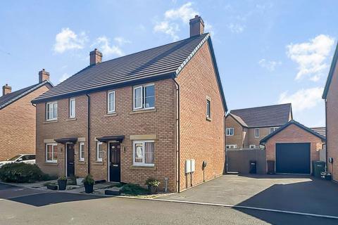 Gloucester GL2 3 bed semi