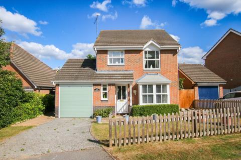 Dunford Place, Binfield, Bracknell, RG42 3 bed detached house for sale