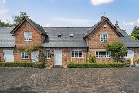 Edenbridge Road, Hartfield TN7 4 bed detached house for sale