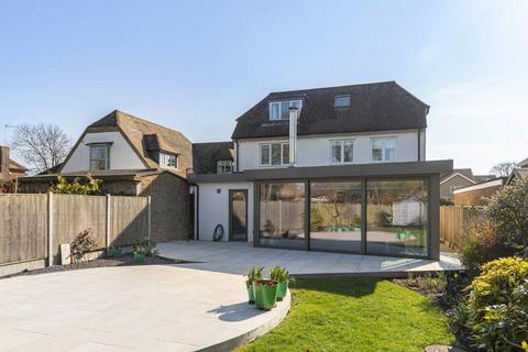 Lynton Close, Ely CB6 5 bed house for sale