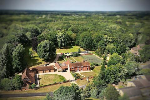 Littlewick Road, Knaphill, Surrey, GU21 6 bed detached house for sale