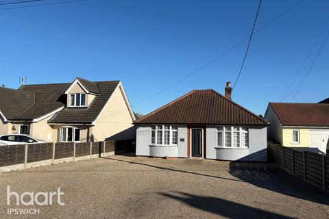 Grove Hill, Ipswich 3 bed detached bungalow for sale
