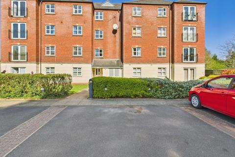 Ingles Drive, Worcester... 2 bed apartment for sale