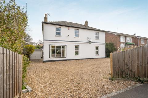 High Street, Sunningdale 5 bed detached house for sale