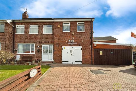 High Street, Walkeringham DN10 3 bed semi