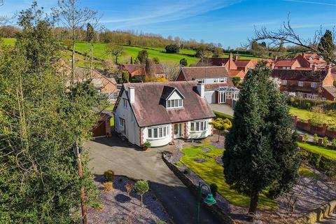 Holmefields, Main Street, Woodborough... 3 bed detached bungalow for sale