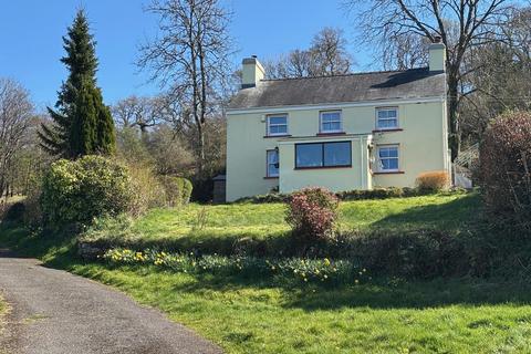 Ffairfach, Llandeilo, Carmarthenshire. 3 bed property with land for sale