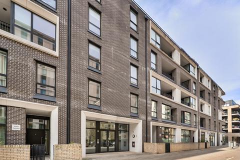Honour Lea Avenue, London 2 bed apartment for sale
