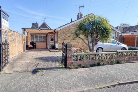 Great Clacton CO15 2 bed bungalow for sale