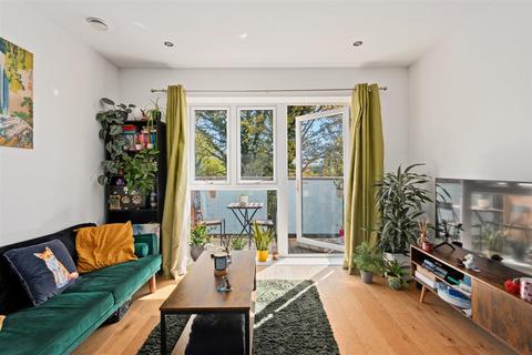 Coombe Lane, West Wimbledon SW20 1 bed apartment for sale