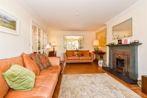 The Chantry, Headcorn, Ashford, Kent 4 bed detached house for sale