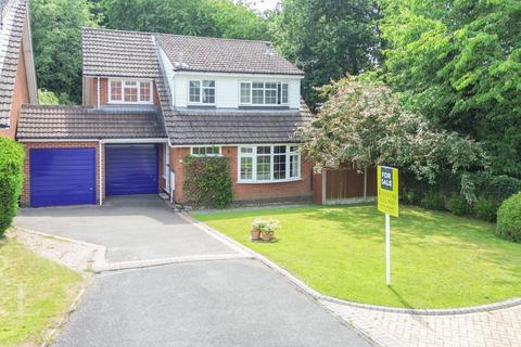4 bed detached house