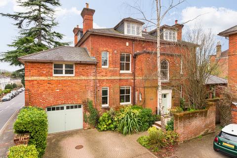 Ranelagh Road, Winchester SO23 4 bed semi