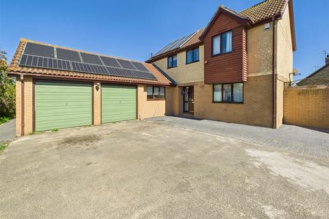 Longridge, Colchester, Essex, CO4 4 bed detached house for sale