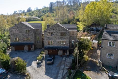 The Croft, Keighley BD21 4 bed detached house for sale