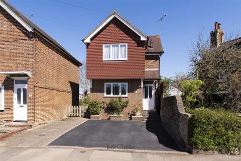 Old Road, East Peckham, Tonbridge 2 bed detached house for sale