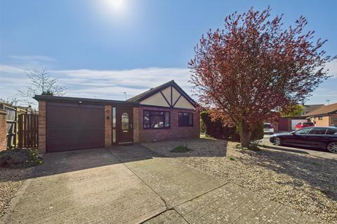 Regents Park Close, North Hykeham 2 bed detached bungalow for sale