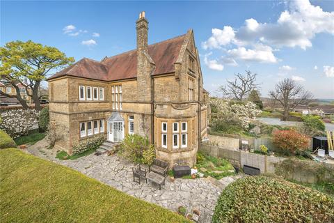 Hill House Close, Sherborne, Dorset, DT9 3 bed end of terrace house for sale