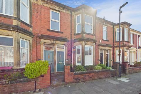 Kitchener Terrace, North Shields 2 bed apartment for sale