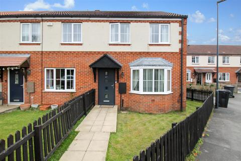 Racecourse Mews, Thirsk 3 bed end of terrace house for sale