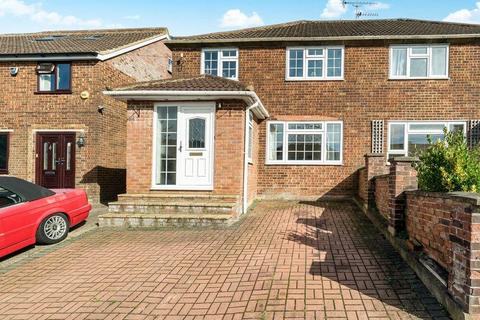 High Wycombe,  Buckinghamshire,  HP13 4 bed semi