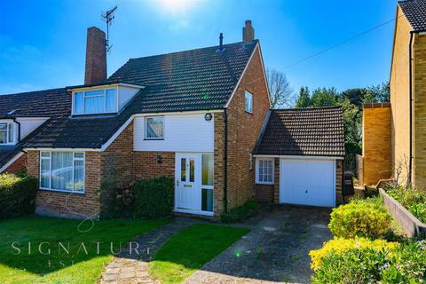 Little How Croft, Abbots Langley 3 bed detached house for sale