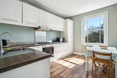 Nightingale Lane, SW12 3 bed apartment for sale
