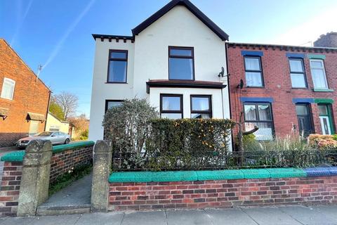 Park Road, Westhoughton, Bolton 3 bed end of terrace house for sale