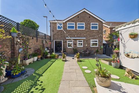Eagle Way, Abbeydale, Gloucester... 4 bed detached house for sale