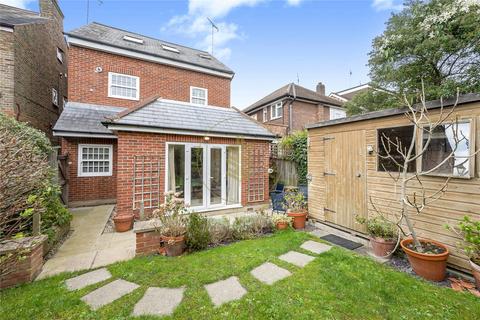 Marion Road, Mill Hill, London, NW7 2 bed apartment for sale