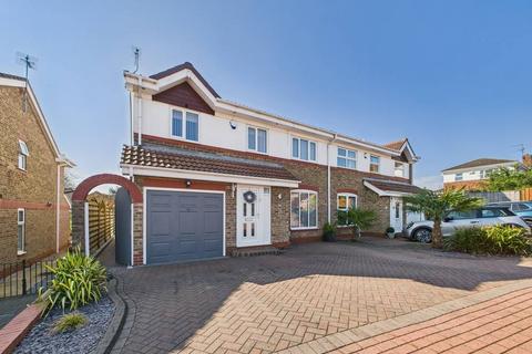 Thornton Close, Hessle, HU13 4 bed semi