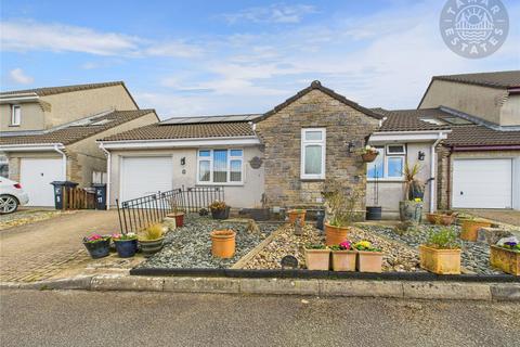 12 SOLAR PANELS. SUN TRAP REAR... 3 bed bungalow for sale