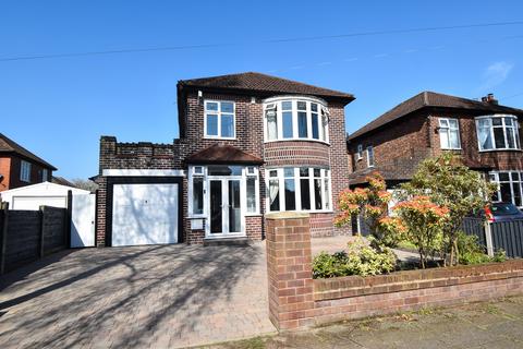 Hall Farm Avenue, Davyhulme, M41 3 bed detached house for sale