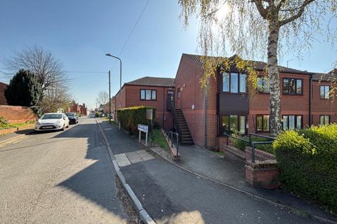 Foregate Street, Astwood Bank... 2 bed flat for sale