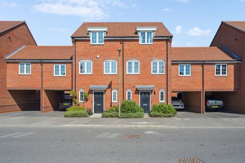 Diamond Drive, Didcot, OX11 4 bed townhouse for sale