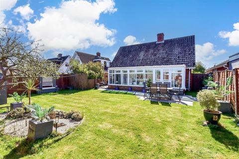 Orchard Way, Barnham PO22 3 bed detached bungalow for sale