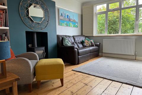 The Woodfields, South Croydon 4 bed semi