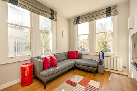 West Smithfield, London EC1A 1 bed apartment for sale