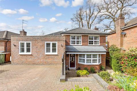 Broadmead, Tunbridge Wells TN2 5 bed detached house for sale