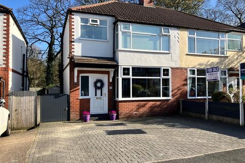 Kenwood Road, Smithills, Bolton 3 bed semi