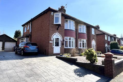 Broadstone Road, Heaton Chapel 3 bed semi