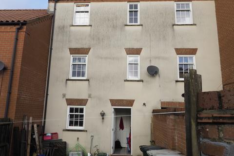 Bells Yard Close, Horncastle LN9 5 bed semi