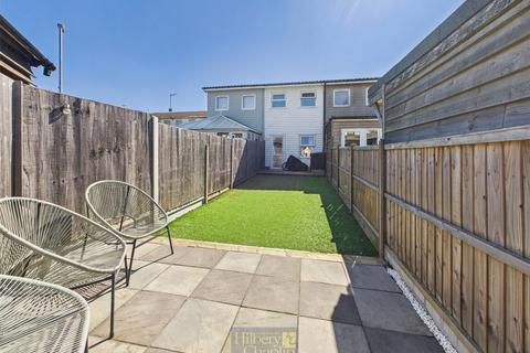 Voysey Gardens, Basildon, Essex, SS13 2 bed terraced house for sale
