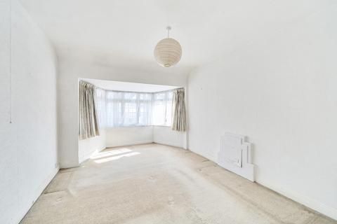Essex Close, Ruislip, Middlesex 3 bed semi