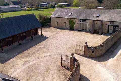 Kidlington OX5 5 bed detached house for sale