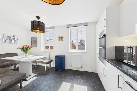 Marsworth Drive, Aylesbury HP22 4 bed terraced house for sale