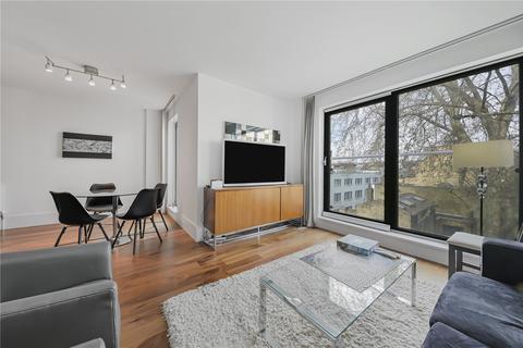 Theobalds Road, London WC1X 2 bed flat for sale