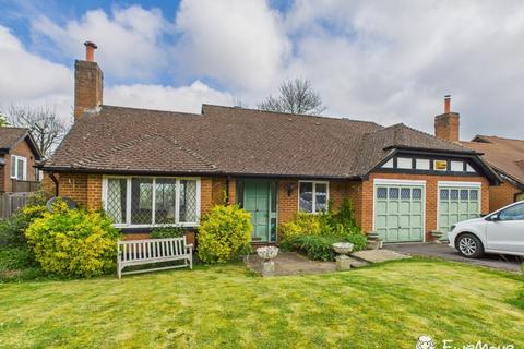 17 Bishops Drive, East Harnham... 4 bed detached house for sale