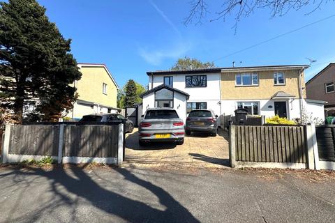 5 bedroom semi-detached house for sale